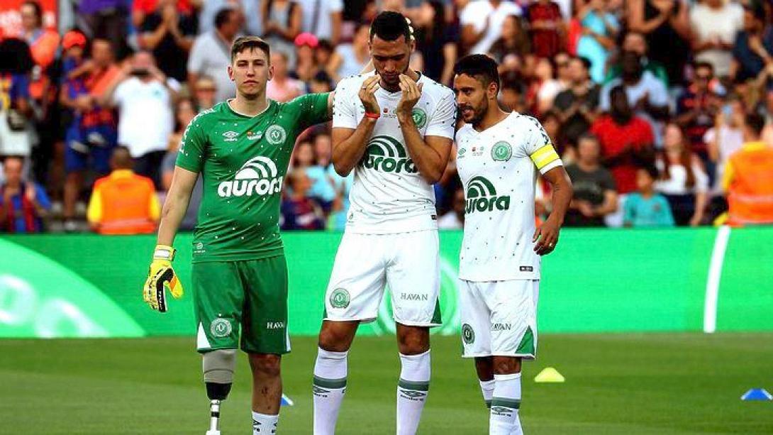 sapekoense_barca.jpg