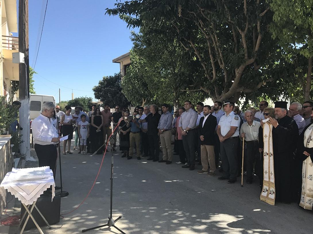 sarhos-2.jpg