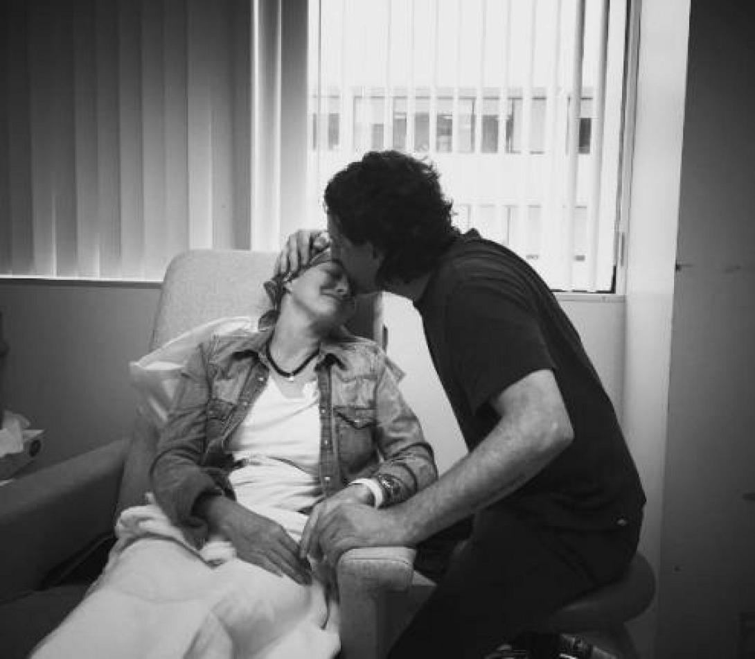 shannen-doherty-posts-candid-photos-of-cancer-battle.jpg
