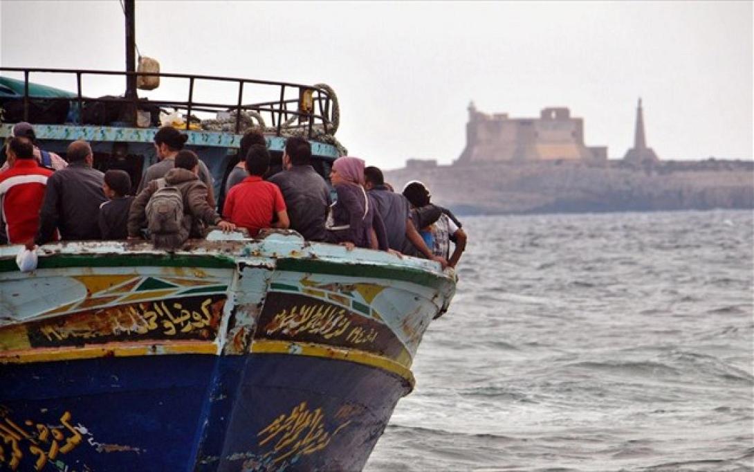 Πάνω από 800 μετανάστες πρόκειται να φθάσουν απόψε στη Σικελία