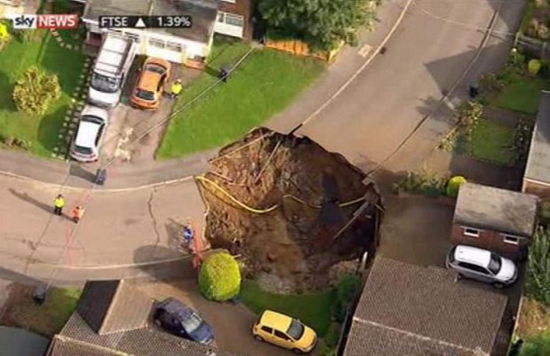 sinkhole1.jpg