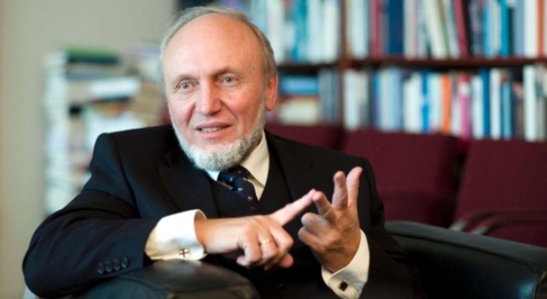 Γερμανικό Οικονομικό Ινστιτούτο: Η Ελλάδα δεν έχει πλεόνασμα είναι στο χείλος χρεοκοπίας 