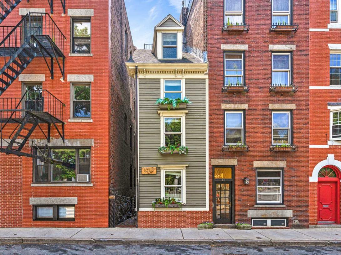 skinny house