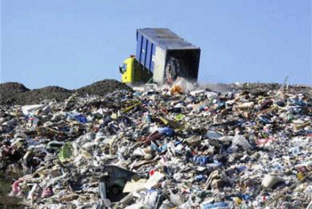 Θεσσαλονίκη: Θα ξεθάψουν σκουπίδια από ΧΥΤΑ για να διαχωρίσουν τα χρήσιμα υλικά