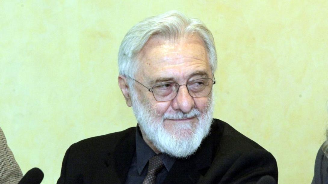 smaragdis-skion.jpg