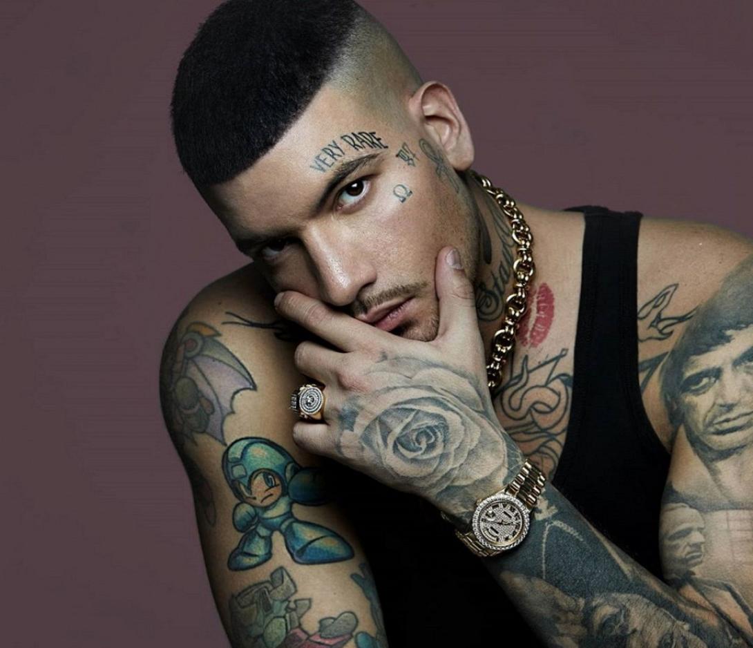 snikthehustla_96007157_3-1200x1032-1.jpg