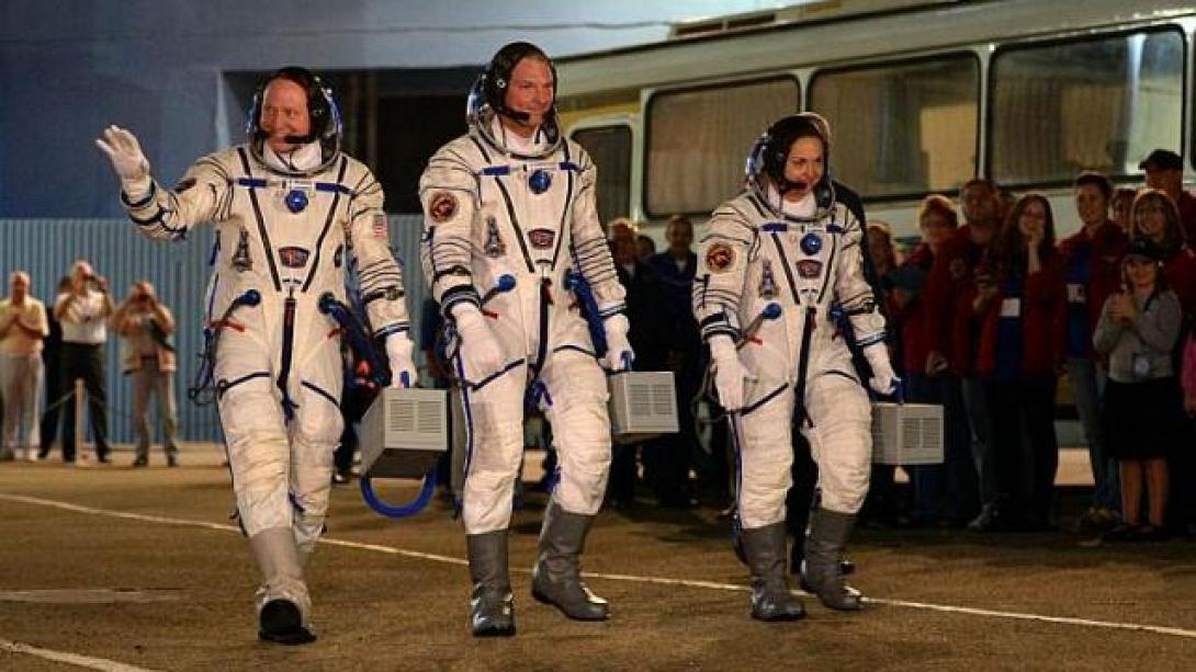 Εκτοξεύτηκε πύραυλος Σογιούζ με την πρώτη ρωσίδα κοσμοναύτη