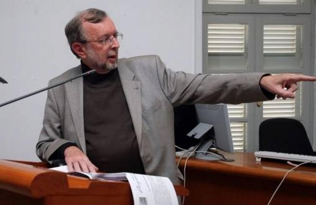 Συλλυπητήρια για το θάνατο του Σταύρου Καμπέλη