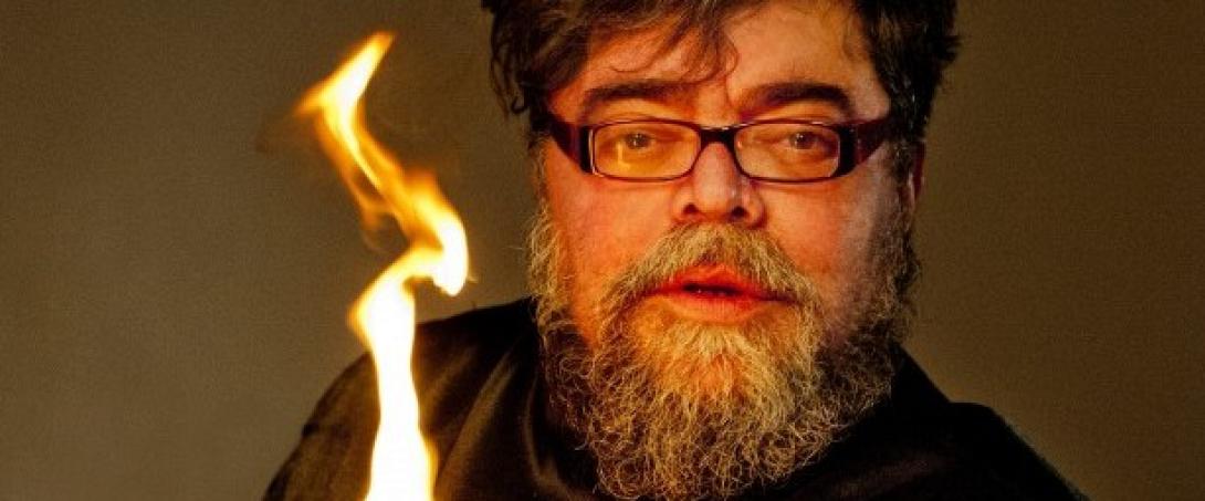 Ο Σταμάτης Κραουνάκης αφηγείται παραμύθια στο Ίδρυμα &quot;Μιχάλης Κακογιάννης&quot;