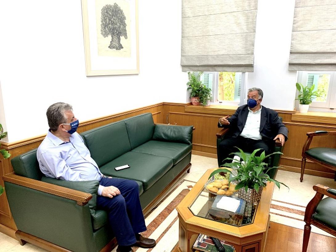 stayros_arnaoytakis_giorgos_logiadis.jpg