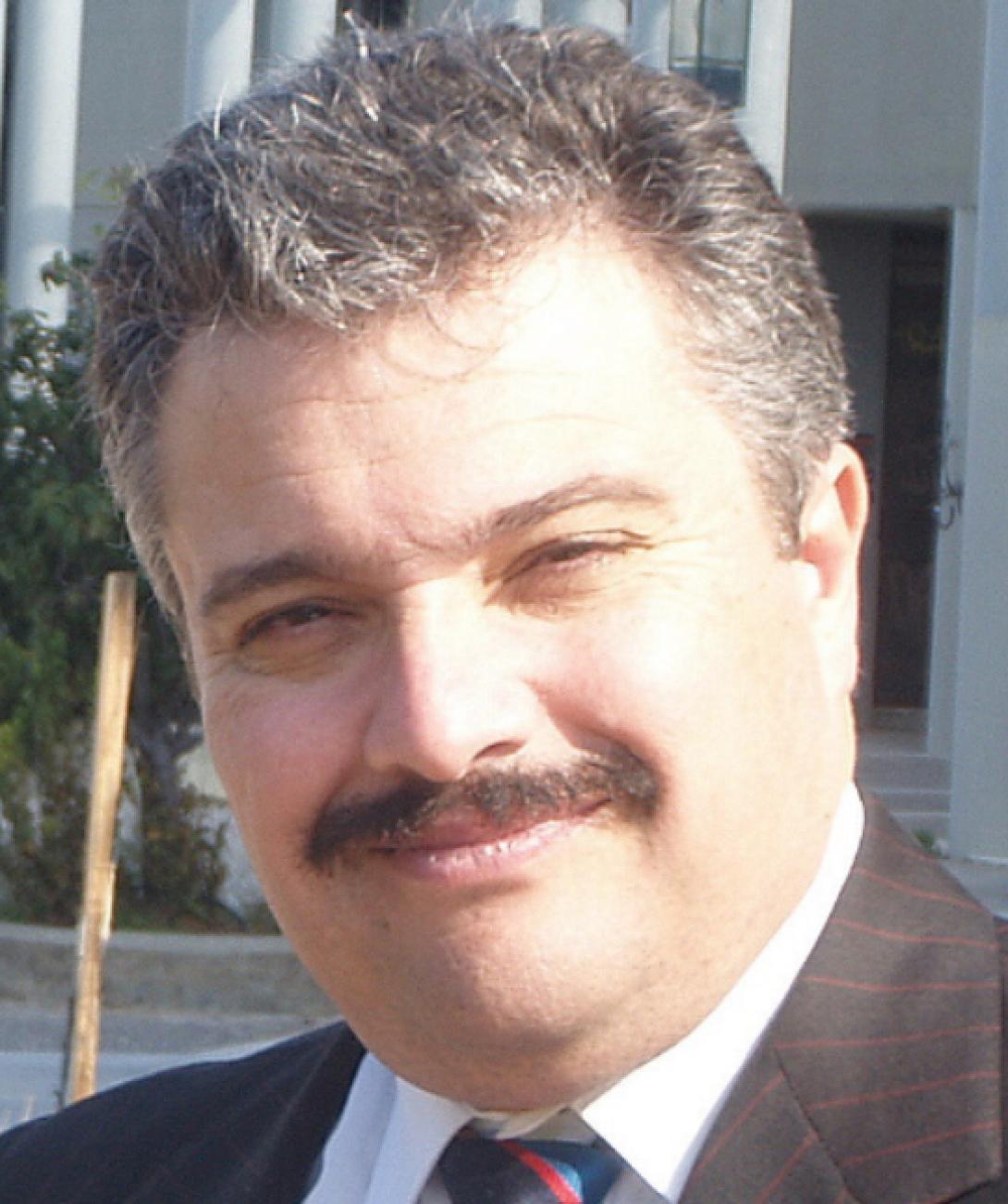 Σταυρουλάκης