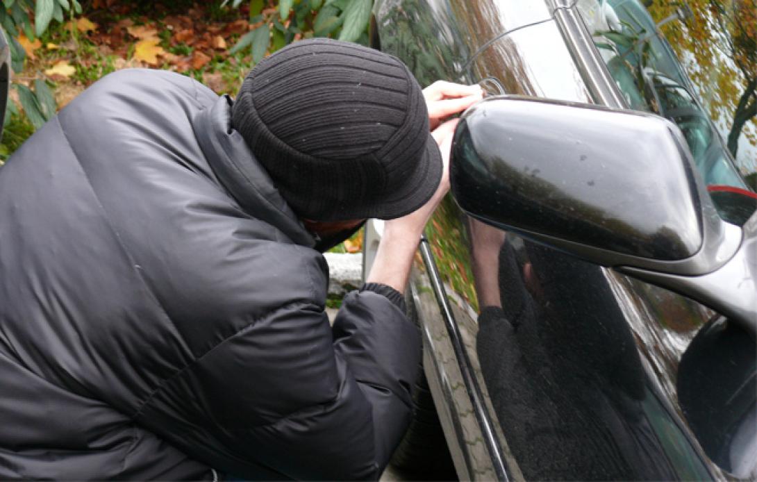 stealing-car.jpg