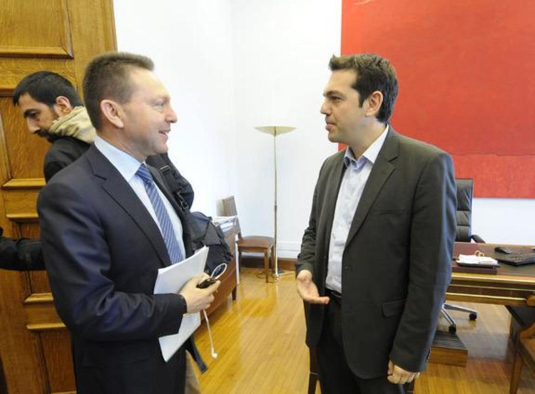 Τετ α τετ Τσίπρα - Στουρνάρα για τις αποφάσεις της ΕΚΤ