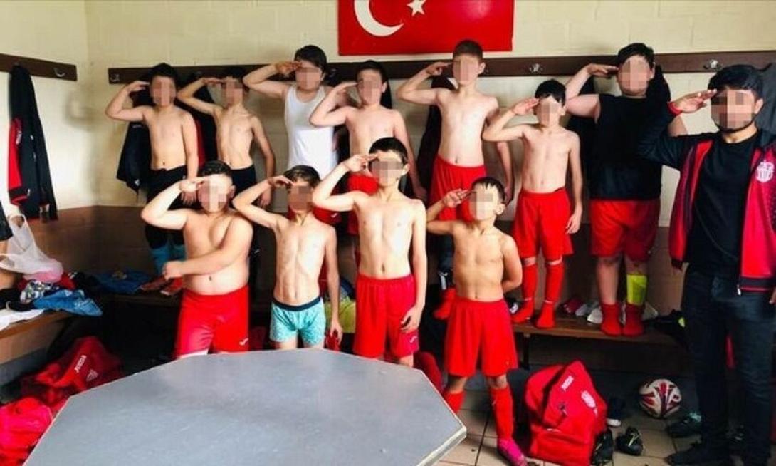 stratiotikos-xairetismos.jpg