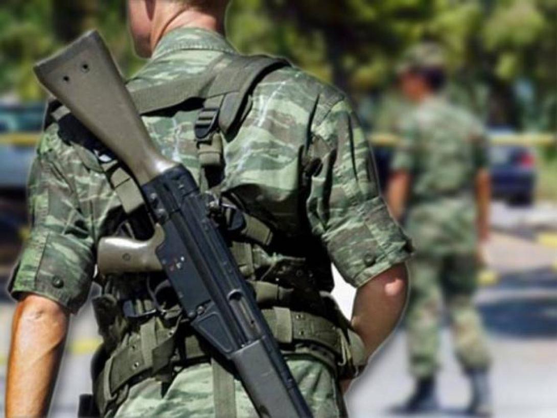 στρατιωτικη παρελαση