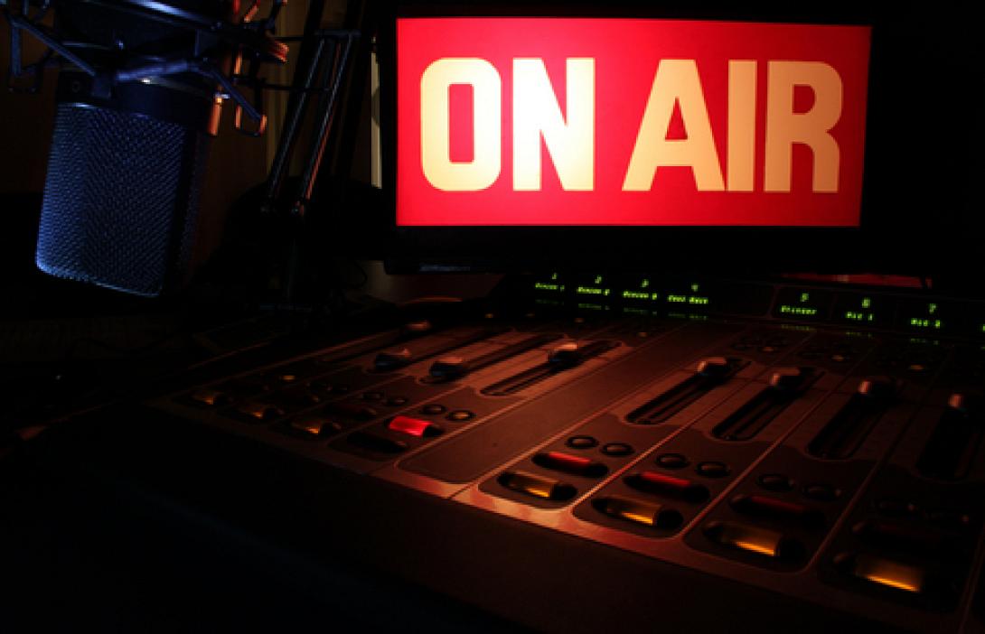 studio_radio.jpg