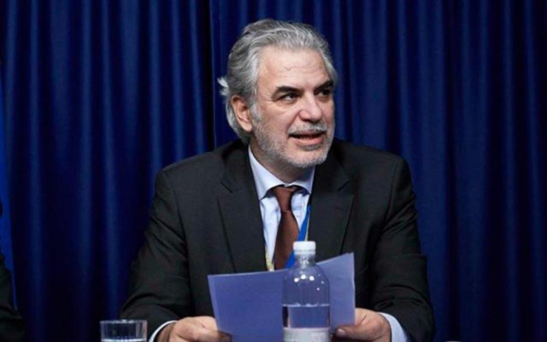 Ο Κύπριος επίτροπος Χρήστος Στυλιανίδης συντονιστής της μάχης κατά του Έμπολα