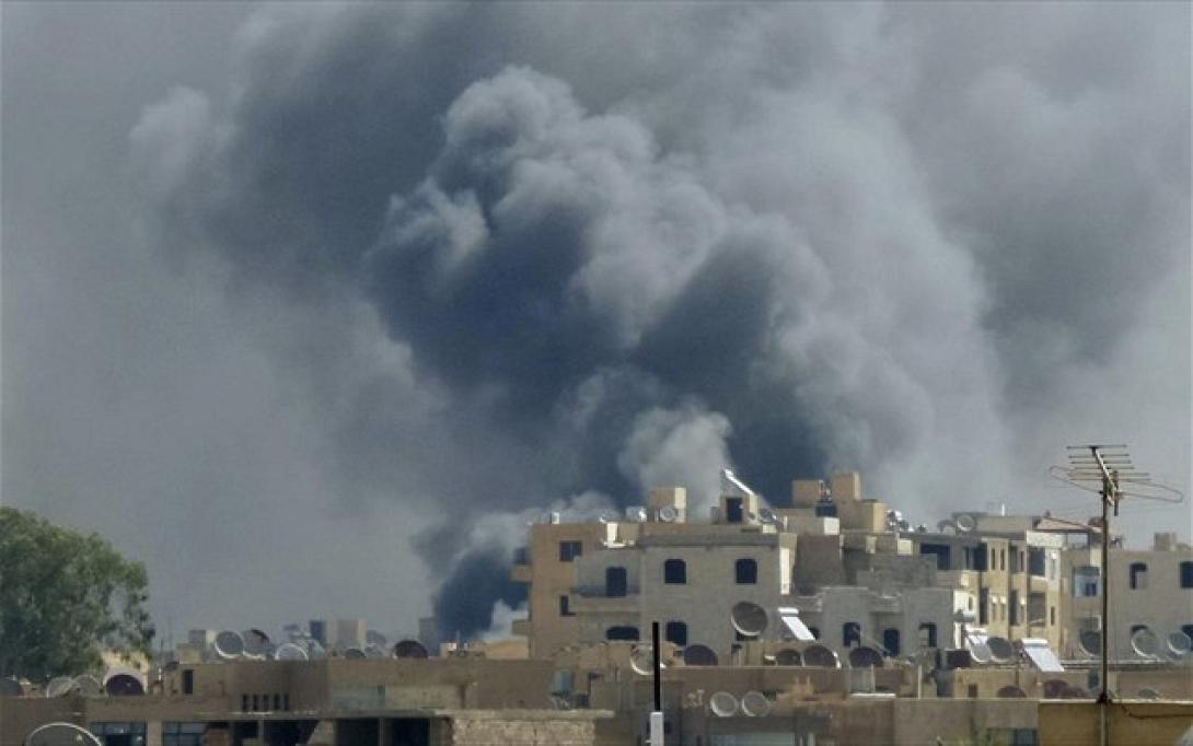Μπαράζ αεροπορικών επιδρομών από τη Συρία κατά του Ισλαμικού Κράτους