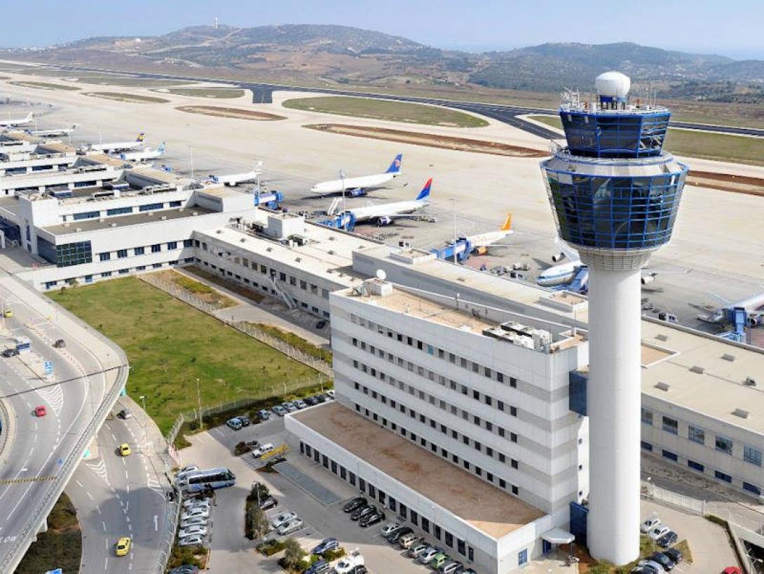 synagermos_sto_aerodromio_venizelos_gia_aigyptiako_aeroskafos.jpg