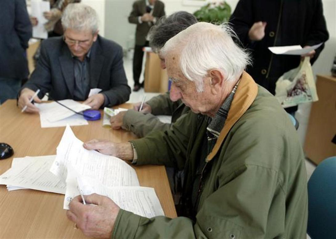 Στο πλευρό μαθητών - φοιτητών  οι συνταξιούχοι του ΙΚΑ
