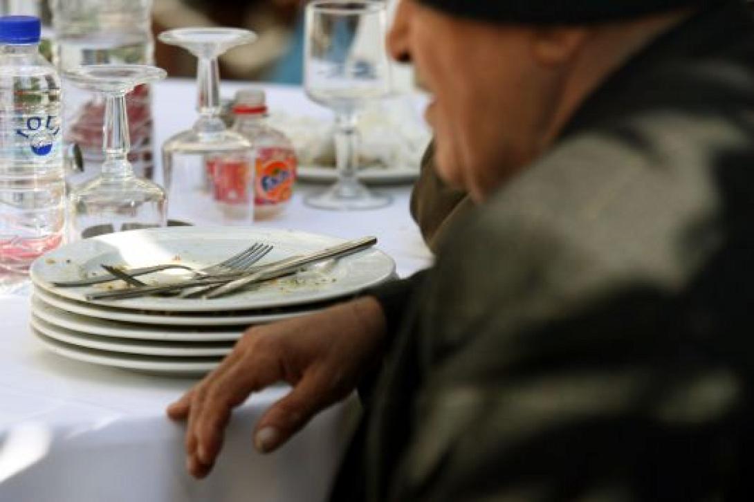 Θαλπωρή και ζεστό φαγητό για όλους