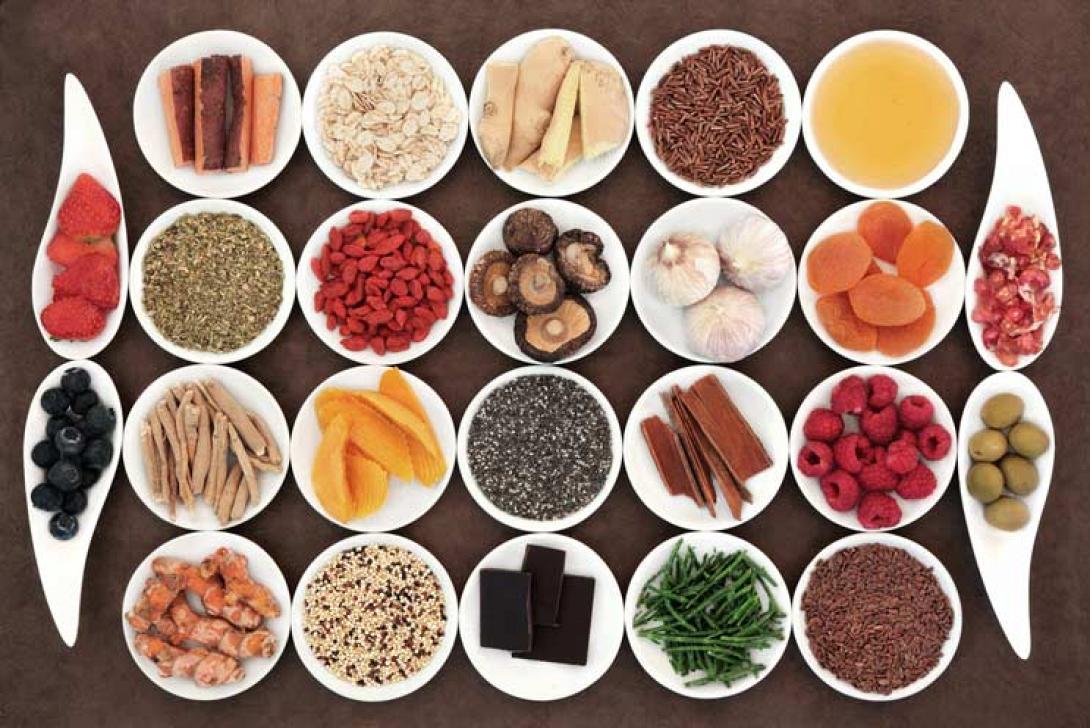 the-super-update-10-new-super-foods-to-eat-right-now-mainphoto.jpg