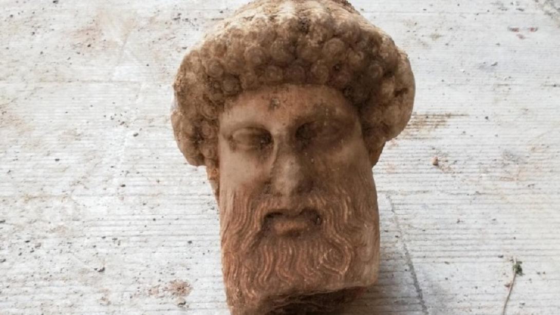 Το εύρημα στην οδό Αιόλου