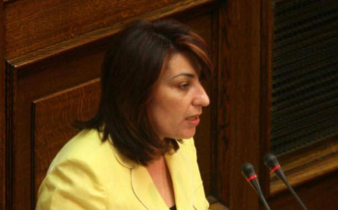 Ένταση και κριτική απο την Τ. Αντωνίου στο Πολιτικό Συμβούλιο του ΠΑΣΟΚ