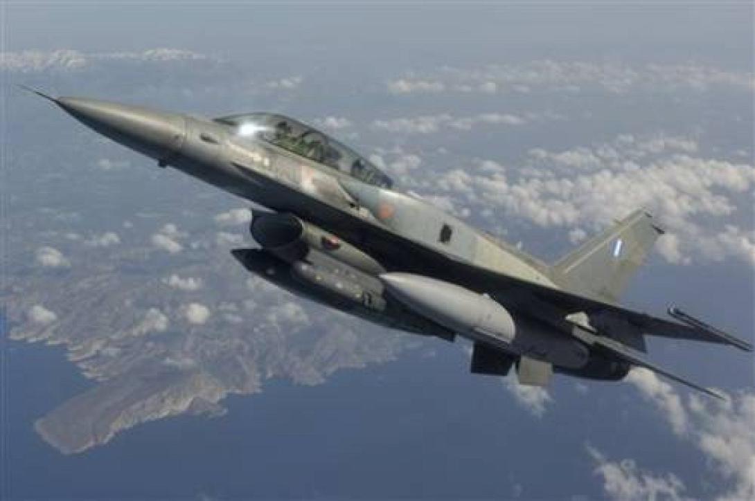 Συνετρίβη τουρκικό μαχητικό κατά τη διάρκεια εκπαιδευτικής πτήσης (βίντεο)
