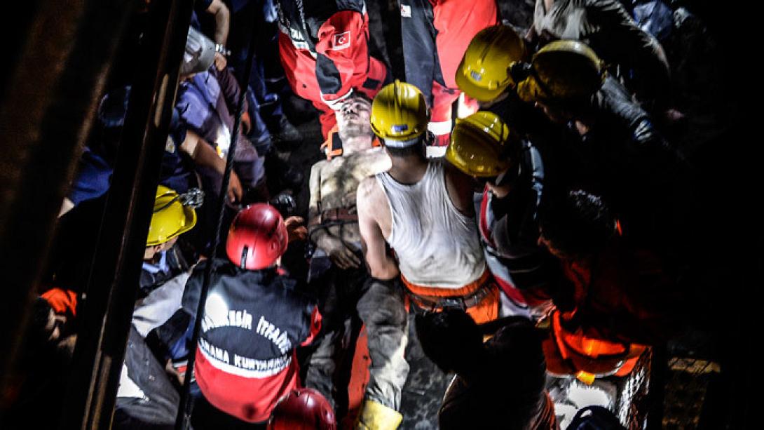 Στους 245 οι νεκροί ανθρακωρύχοι σύμφωνα με τον Τούρκο υπουργό Ενέργειας 