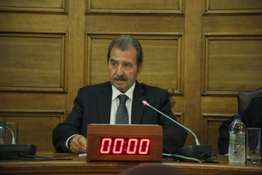 Αποκάλεσε τα Σκόπια &quot;Μακεδονία&quot; μέσα στο ελληνικό κοινοβούλιο