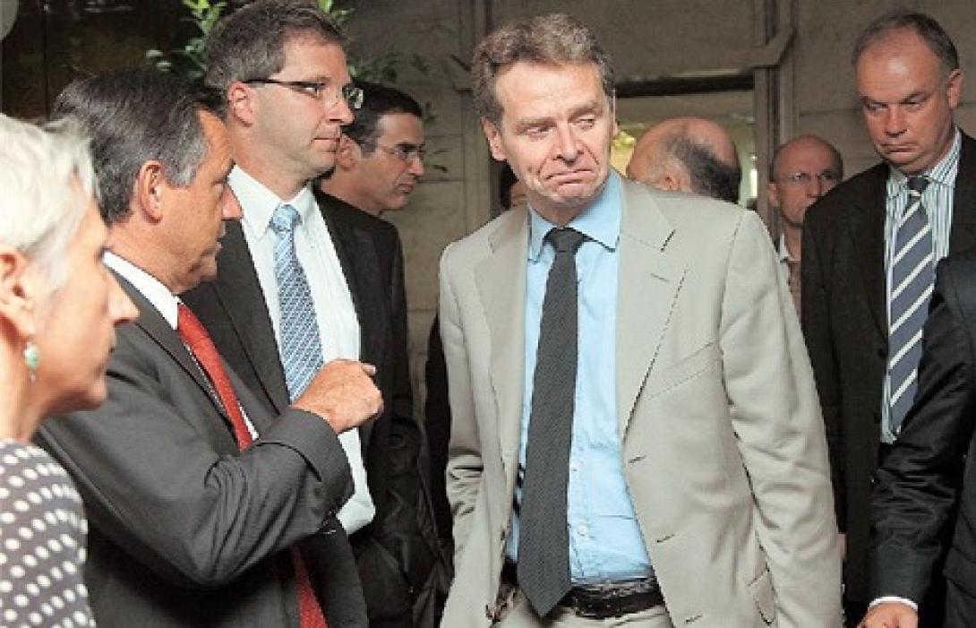 Χωρίς τον Τόμσεν η διαπραγμάτευση της κυβέρνησης με τους δανειστές στο Παρίσι