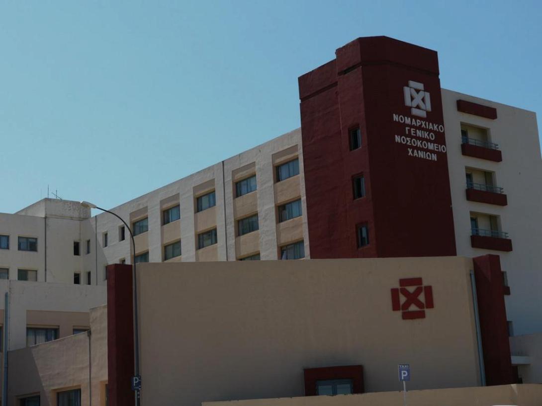 Στην εντατική οδηγός αυτοκινήτου μετά από τροχαίο στα Χανιά