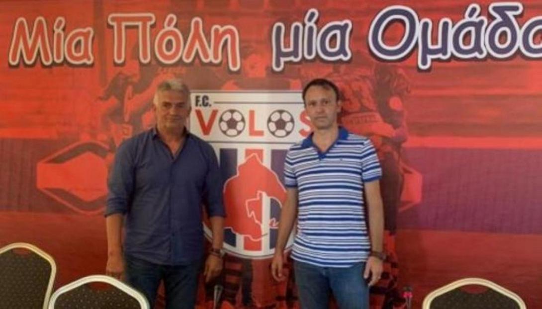 Σάκης Τσιώλης 