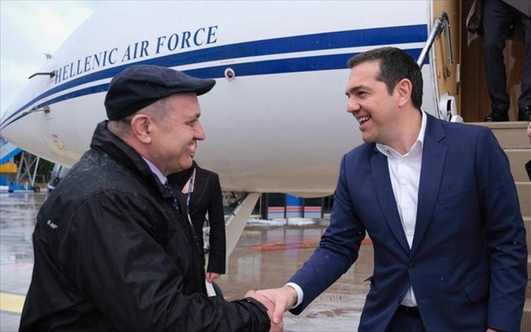 tsipras-16kai1.jpg