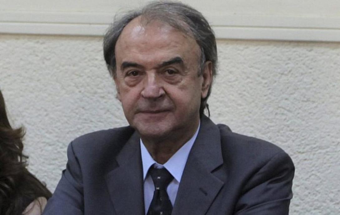  Δημήτρης Τσοβόλας