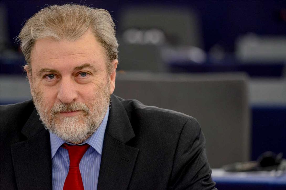 νότης μαριάς