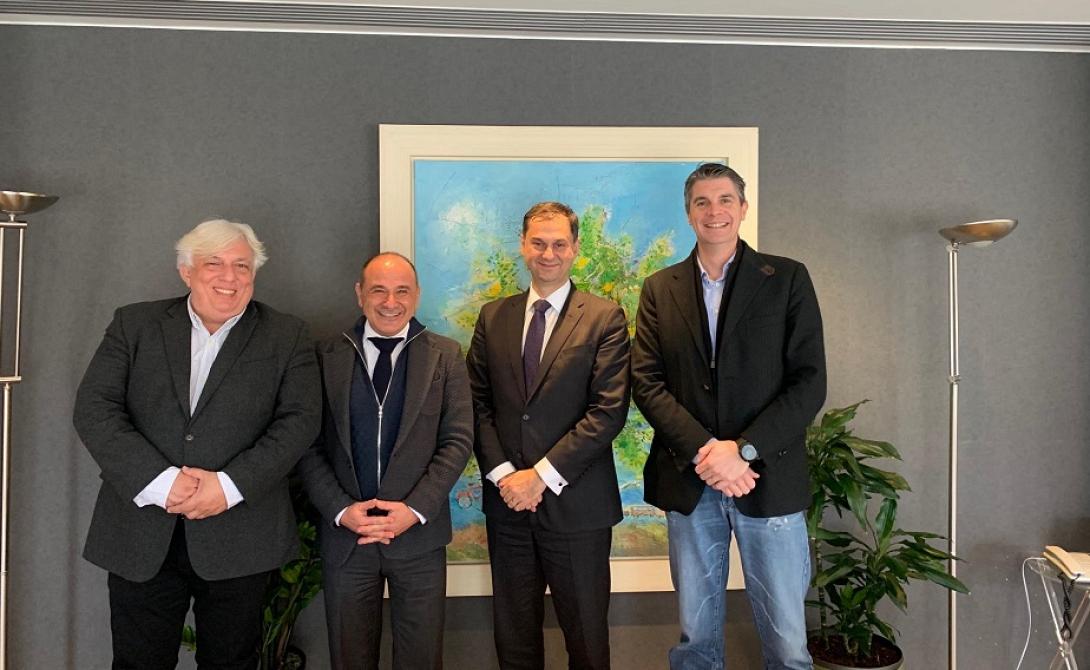 ξενοδόχοι θεοχάρης