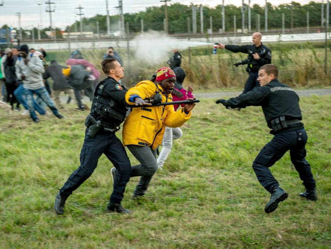 v2-calais-18.jpg