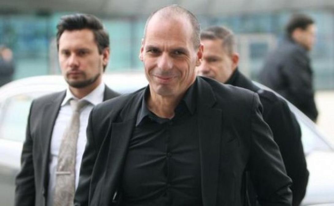Στην Ιταλία μεταβαίνει ο Γιάνης Βαρουφάκης