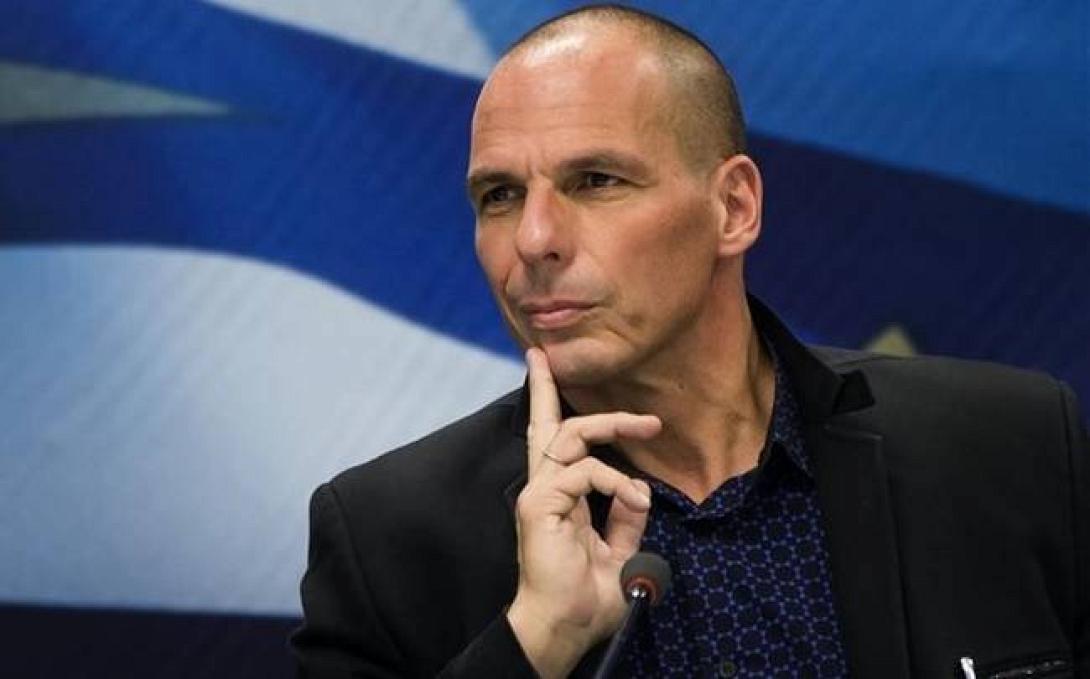 Βαρουφάκης: Προτεραιότητα η αποπληρωμή του ΔΝΤ, σε άλλη κατηγορία η ΕΚΤ