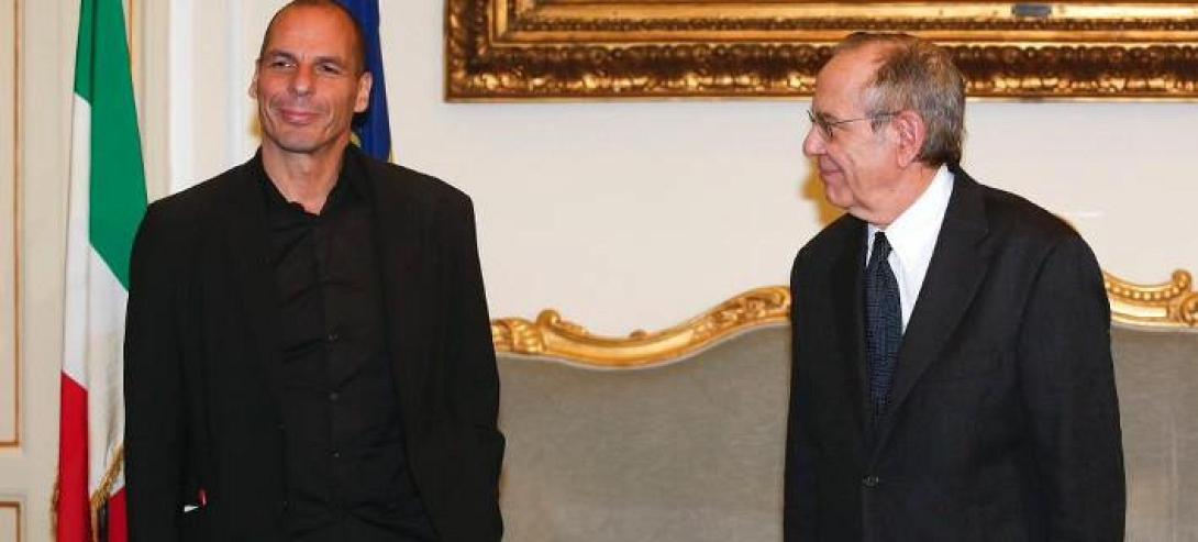 Βαρουφάκης από Ιταλία: Τα 1,9 δισ. από την ΕΚΤ θέλουμε και όχι τη δόση