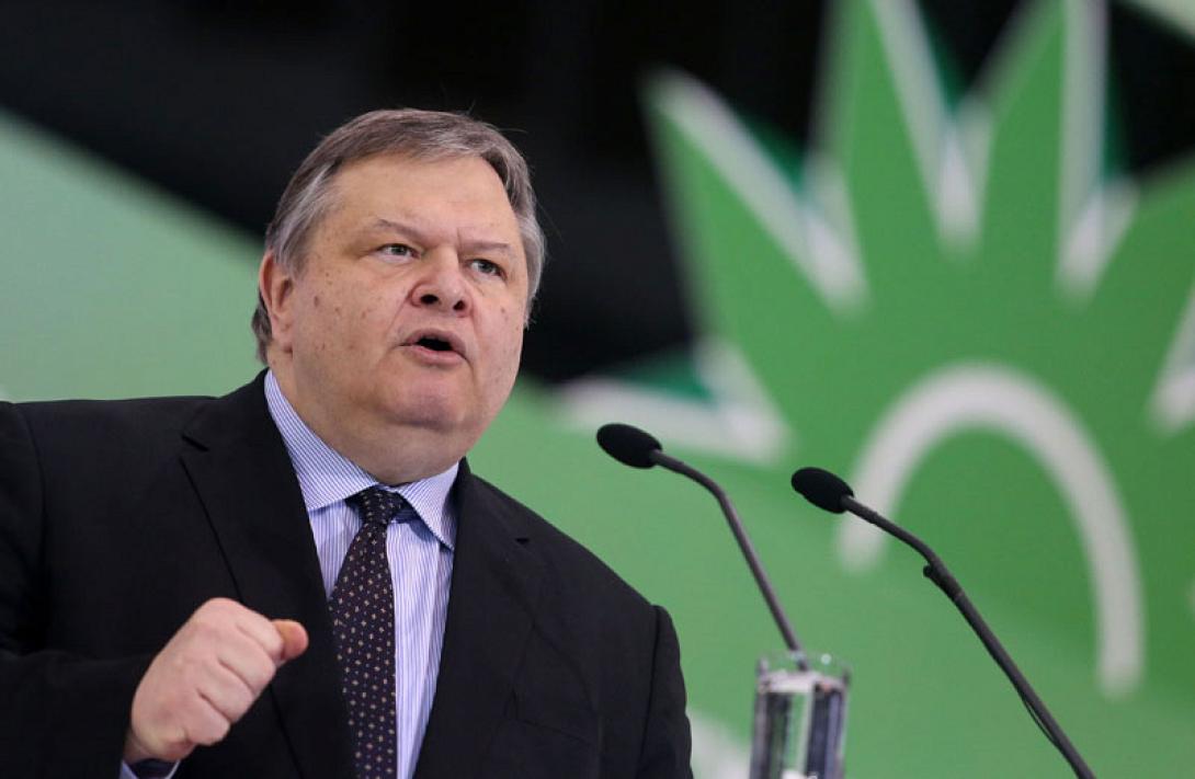 Προσκλητήριο Βενιζέλου για την ανασυγκρότηση της κεντροαριστεράς