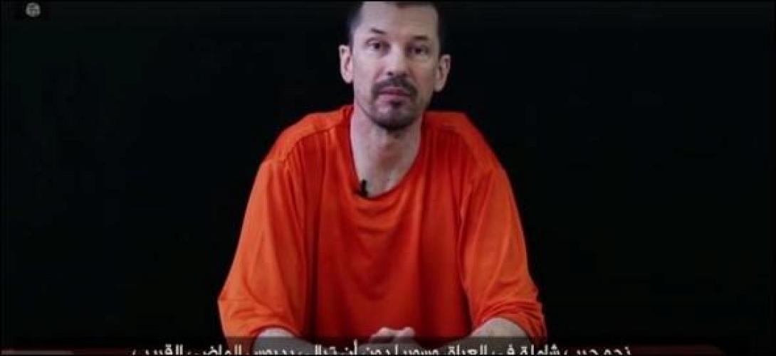 Και τρίτο βίντεο από το Ισλαμικό Κράτος με τον Βρετανό όμηρο