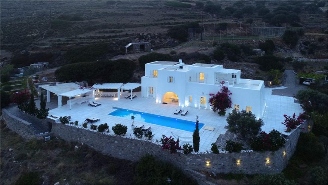 vila-ragoysi-dyo.jpg