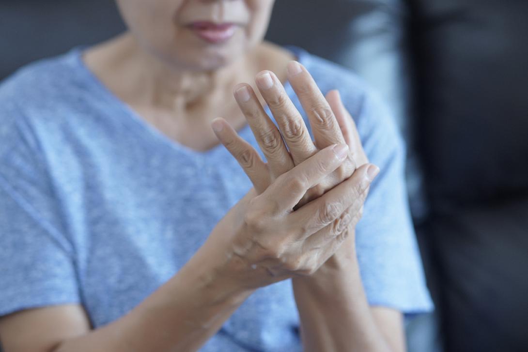 vitamini_therapeyei_osteoarthritida_kai_reymatoeidi_arthritida.jpg