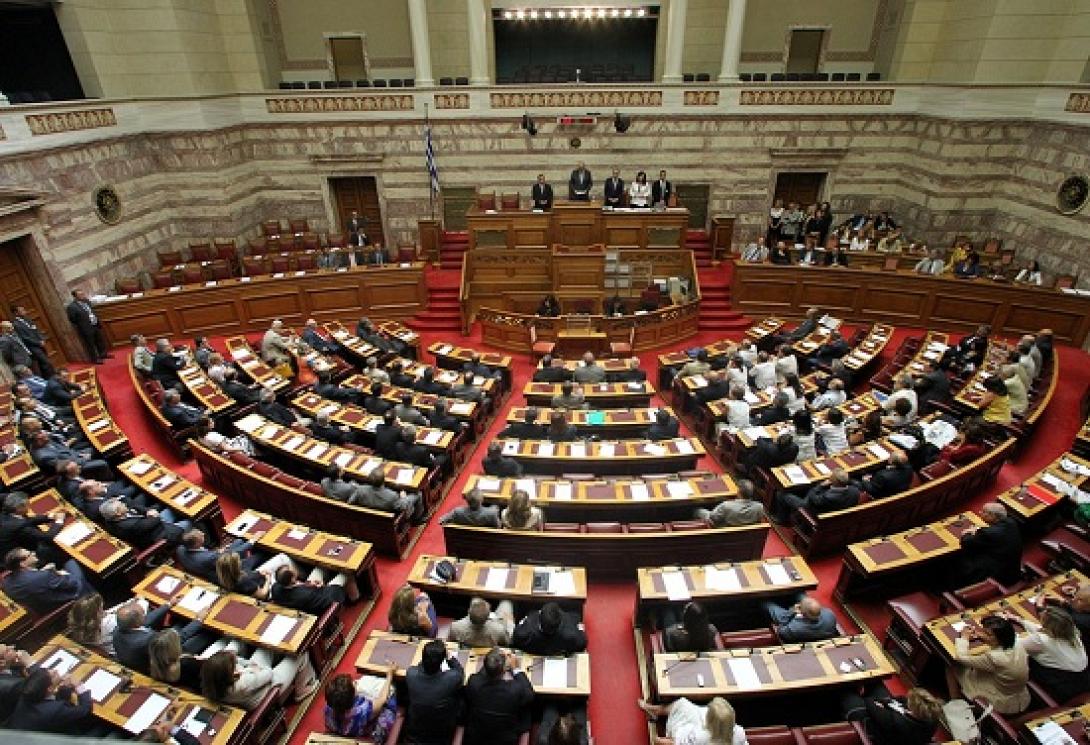 Στη Βουλή το αυτόφωρο για τους &quot;κακοπληρωτές&quot; του δημοσίου