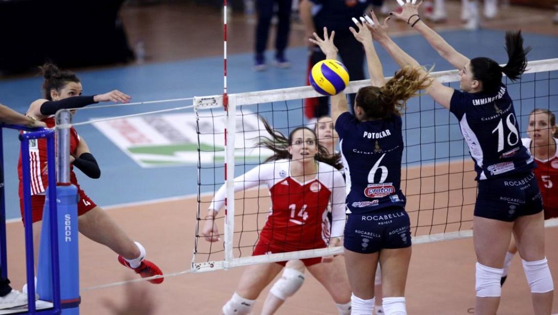 volley_olympiakos_thira_.jpg