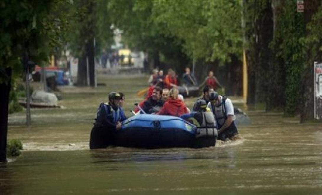 Στη Βοσνία 22 τόνοι ανθρωπιστικής βοήθειας από τη Θεσσαλονίκη 