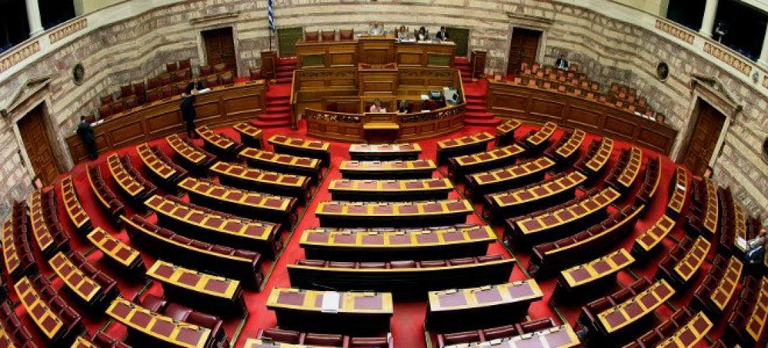 Βουλή: Αρση ασυλίας για Κακλαμάνη, Κασσή και Παναγιώταρο
